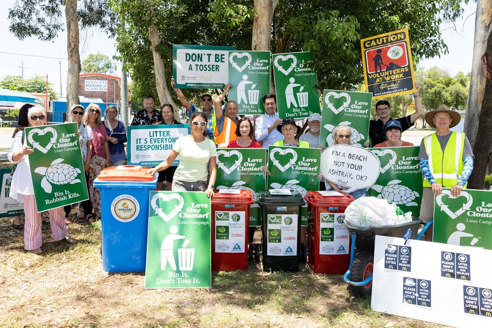 Campaigners return to litter hotspot